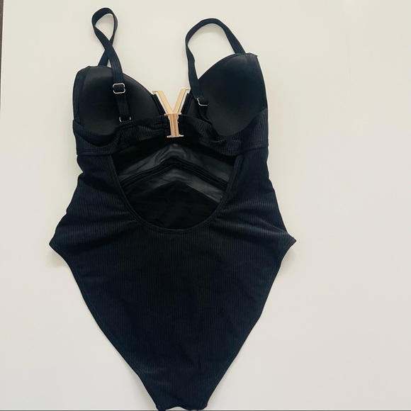 River Island Black One Piece Swimsuit - Picture 4 of 8